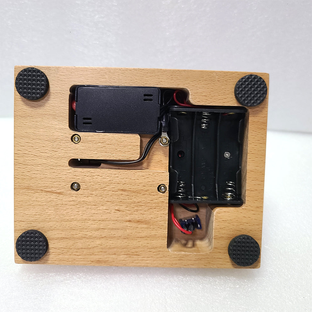 1.6cc 4 Stroke Gasoline Engine Model with a Wooden Base